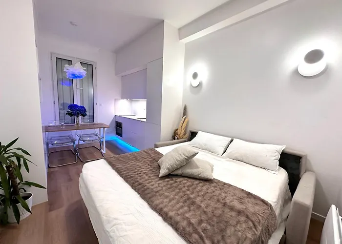 Apartment Metro-paris